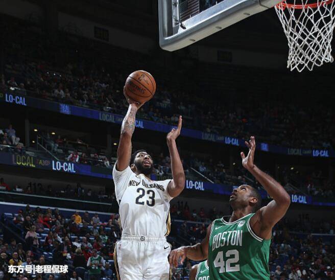  浓眉哥伤愈复出砍两双，鹈鹕不敌湖人遭三连败  