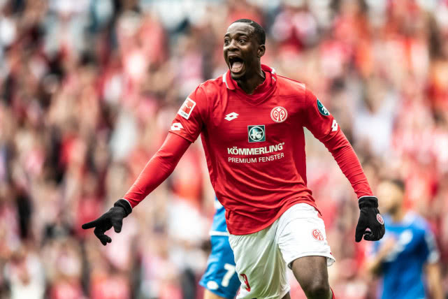  门兴格拉德巴赫进攻端全面爆发横扫弱旅  