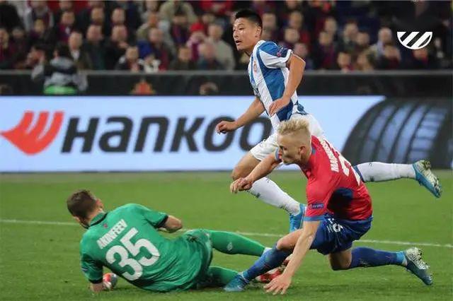  昂热前锋梅开二度，法甲中游球队收获关键三分